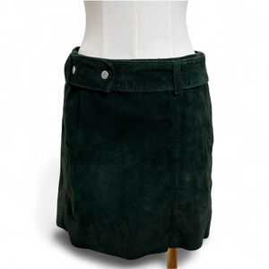 Zara Women’s Dark Green Faux Suede Mini Skirt with Belt - Medium